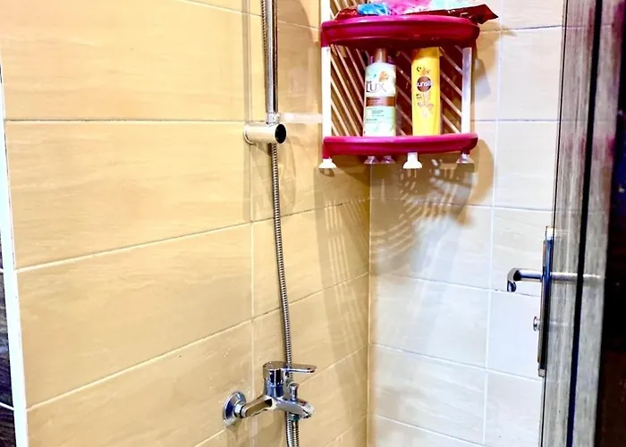 Sunny With 3 Swimming Pools Florenza Apartman Gurdaka