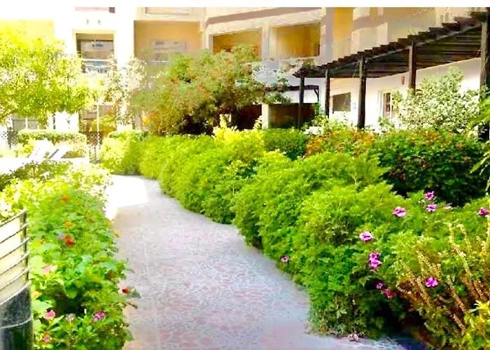 Apartman Sunny With 3 Swimming Pools Florenza